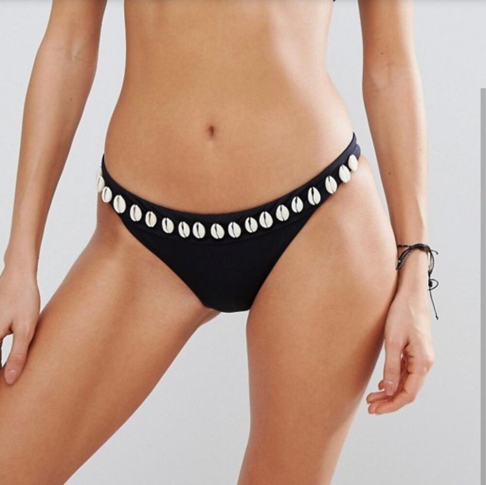 NWT Seafolly Shell Brazilian Bikini Bottom (US6)